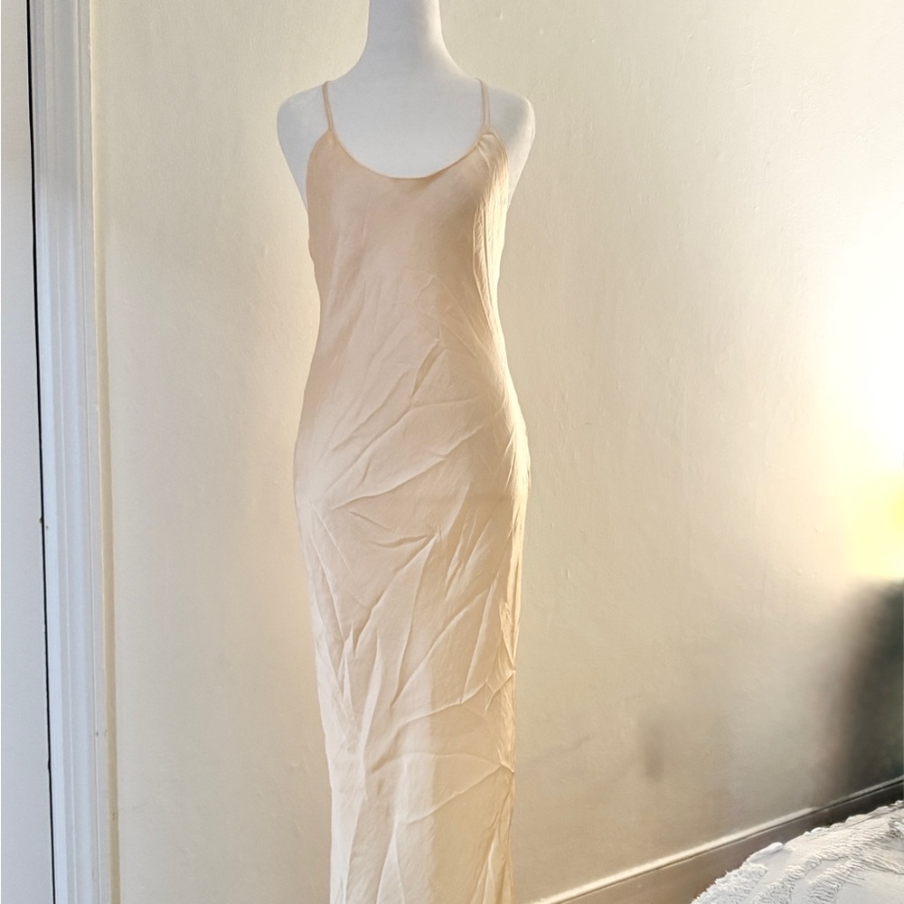 Vintage Stunning Light Peach Silk Slipdress. Size Small/Medium - Picture 7 of 13